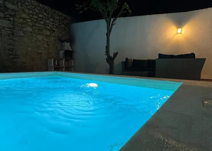 Casa Rosa בית נופש שטובל